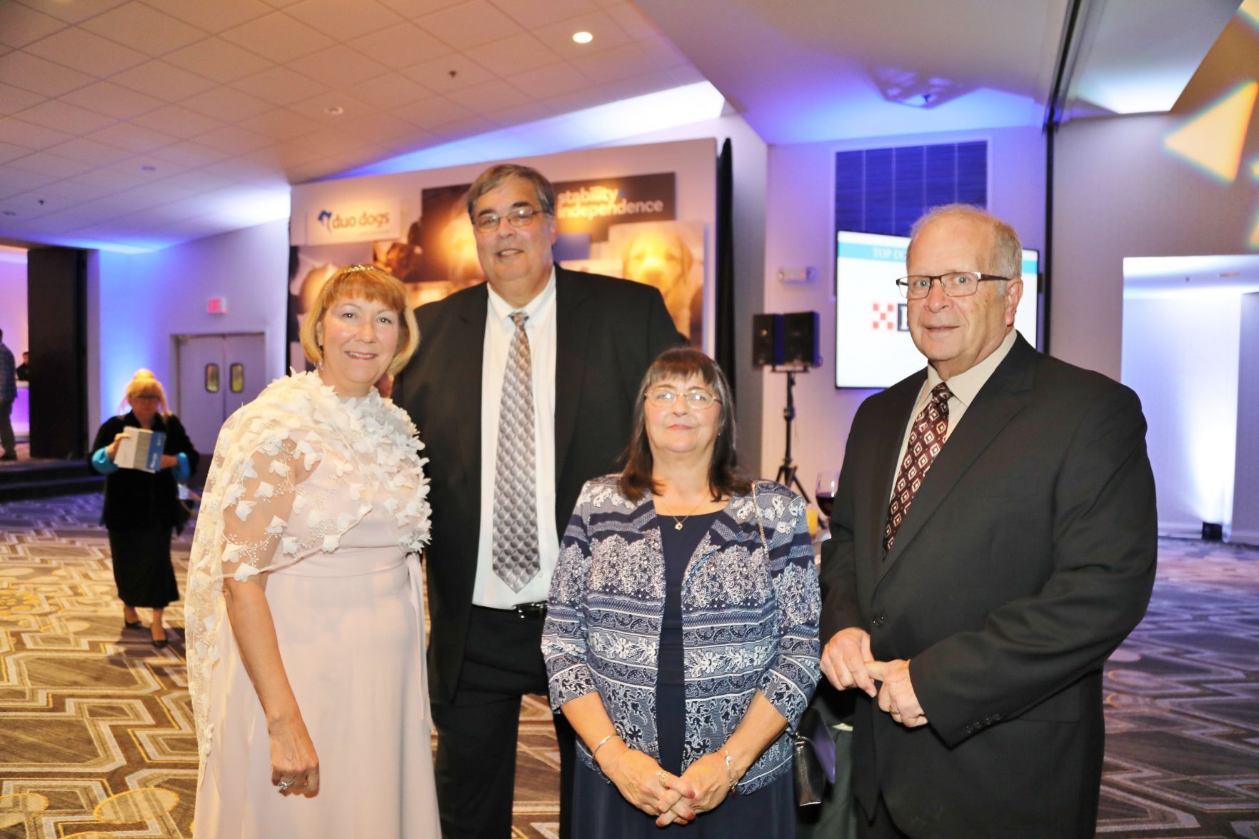 Mary Kullman, Willie Glickert, Debbie and Chuck Leesemann